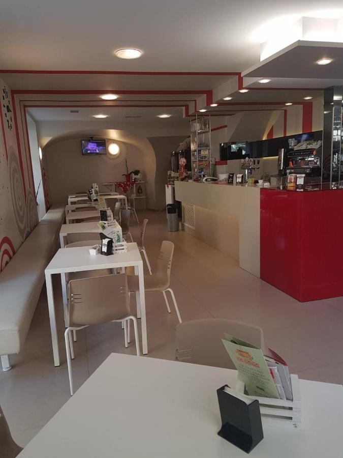 Hotel Cumili Capo di Ponte Exteriör bild