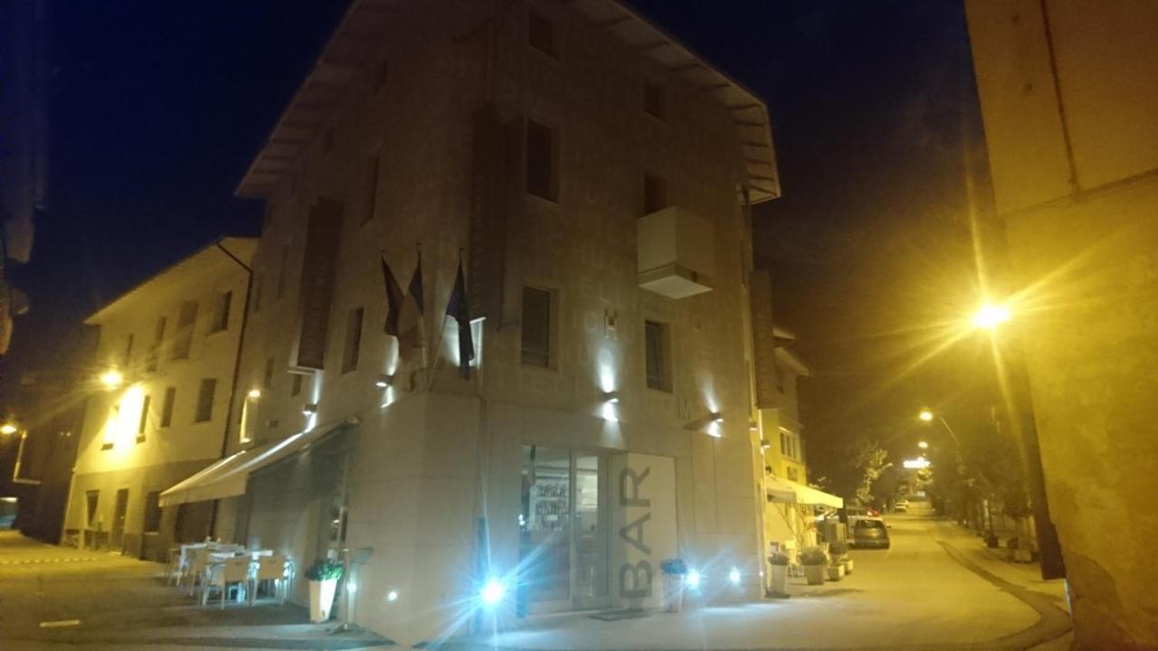 Hotel Cumili Capo di Ponte Exteriör bild