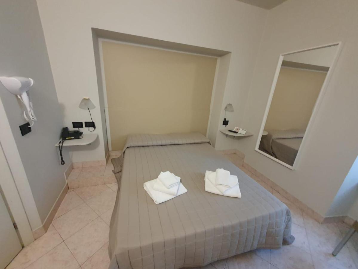 Hotel Cumili Capo di Ponte Exteriör bild