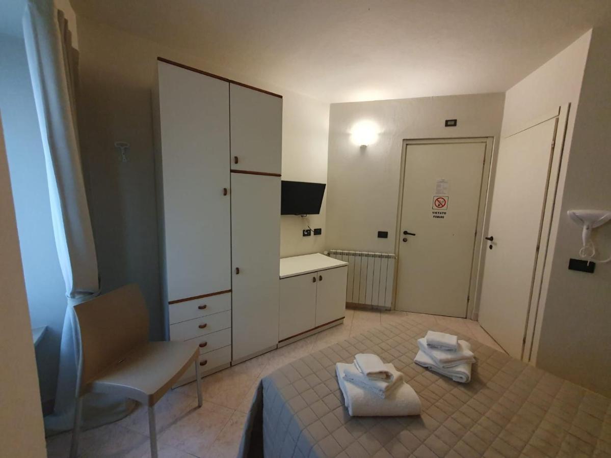 Hotel Cumili Capo di Ponte Exteriör bild