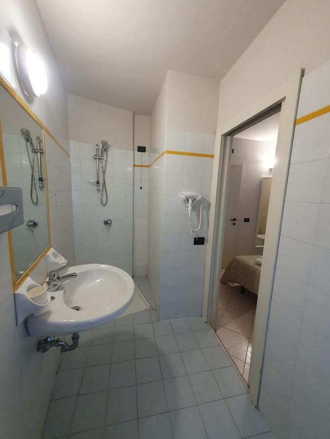Hotel Cumili Capo di Ponte Exteriör bild